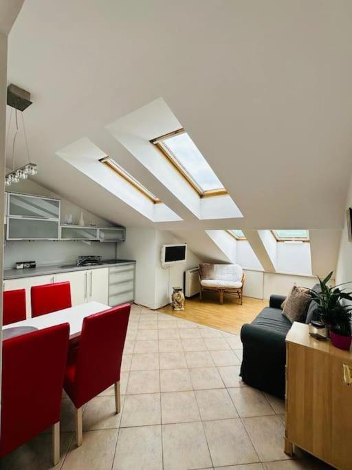 Luna Apartments Krakow Ngoại thất bức ảnh